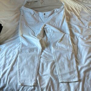Maternity jeans - full panel white jeans.